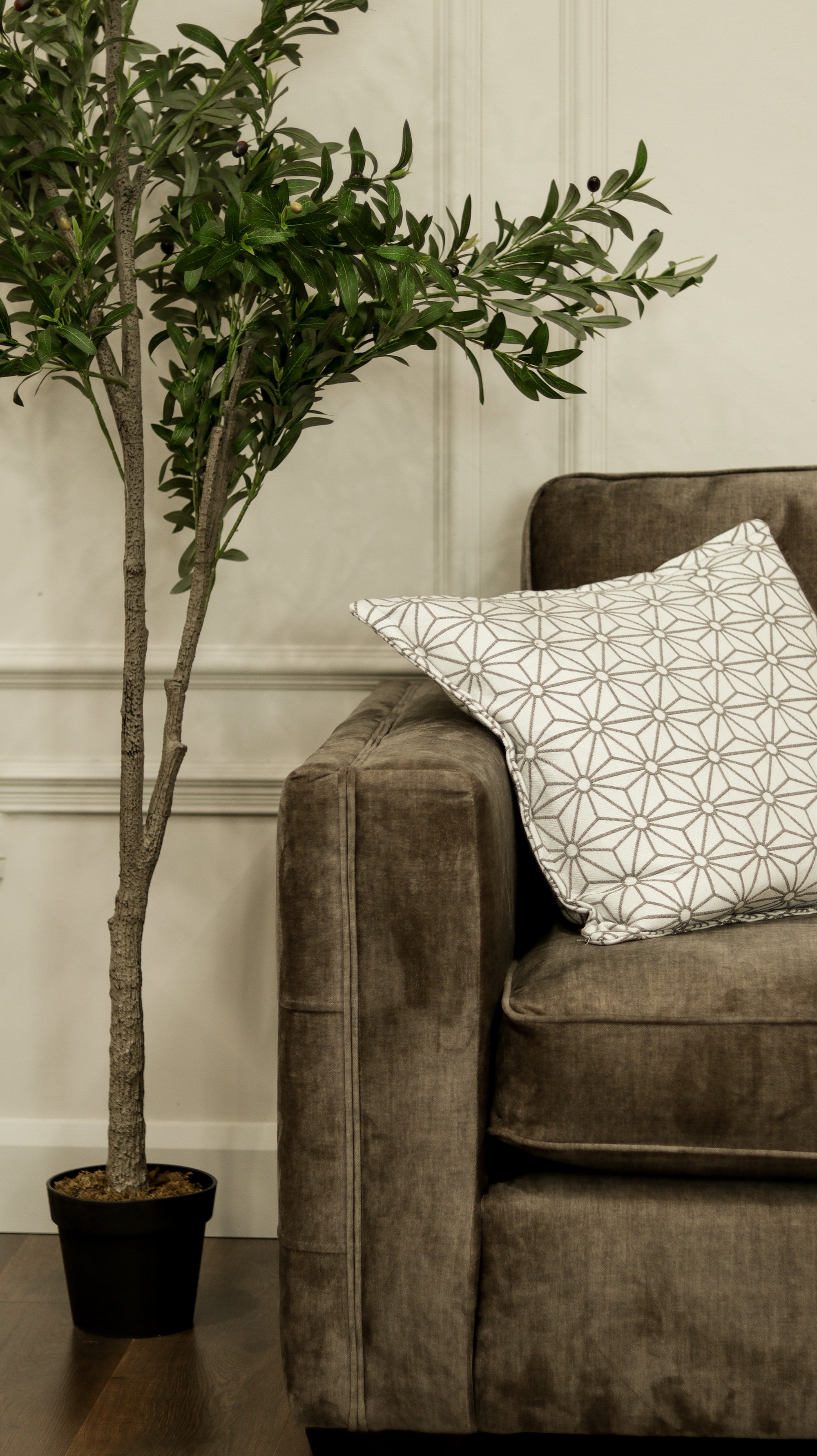 Ivan LHF  2 Corner 1