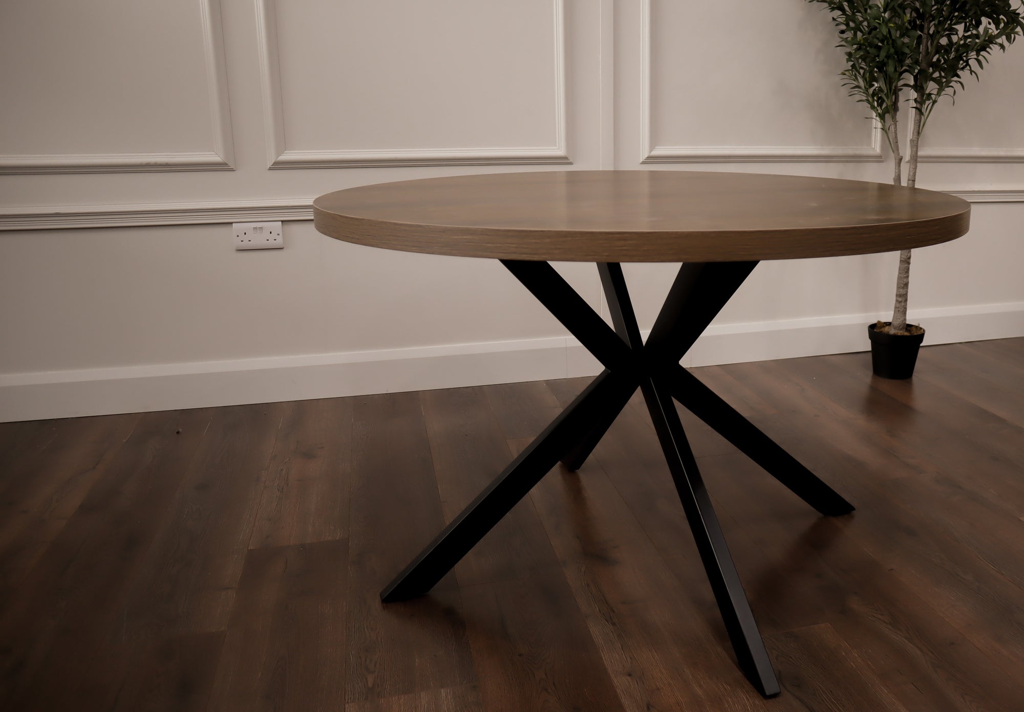 Pan Dark 1.2m + 4 Diamond Grey PU Chairs