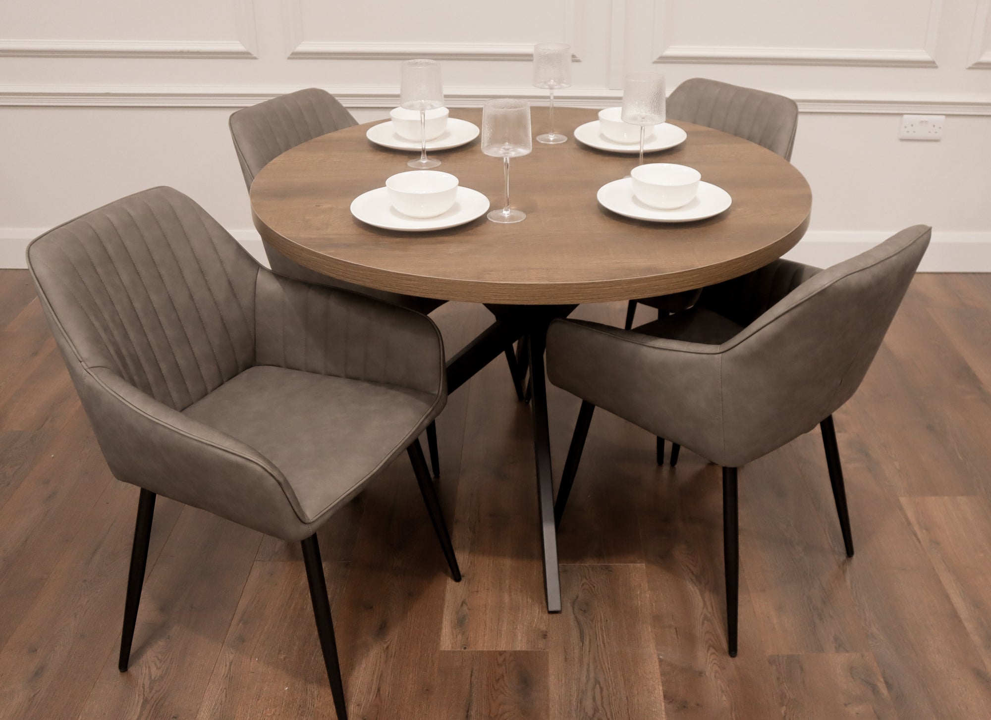 Pan Dark 1.2m + 4 EZ Grey PU Chairs