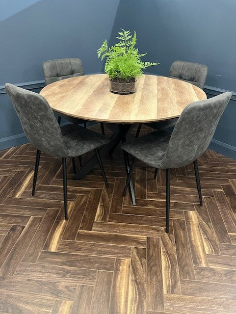 Epsom Rustic Oak 1.2m + 4 Kendal Chairs