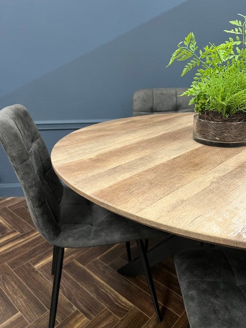 Epsom Rustic Oak 1.2m + 4 Kendal Chairs