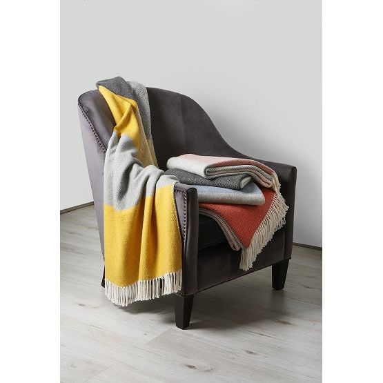 Scatter Box Riley Throw 127x178cm, Ochre