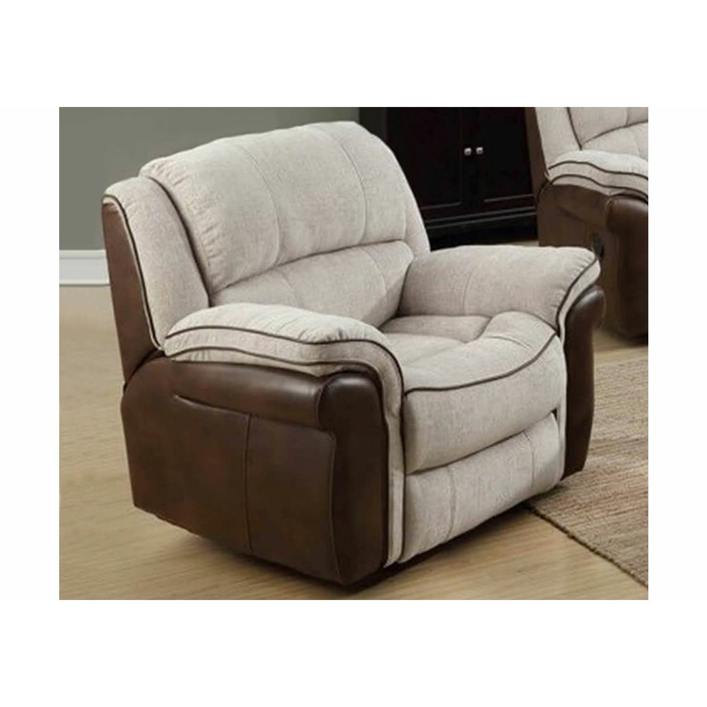 Farnham Fusion Armchair Mink / Tan