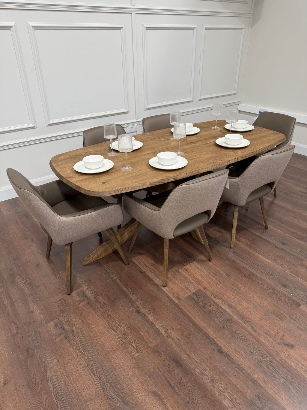 Soren Oak Mocca Dining 1.8mSet with Florence Chairs