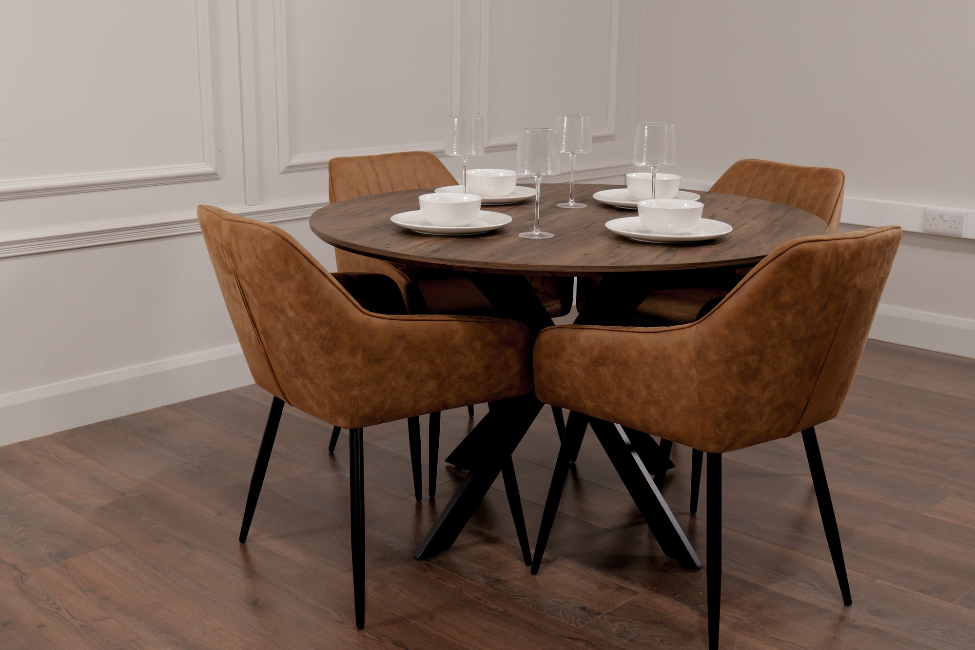 Epsom Dark Oak 1.2m + 4 EZ Tan Suede Chairs