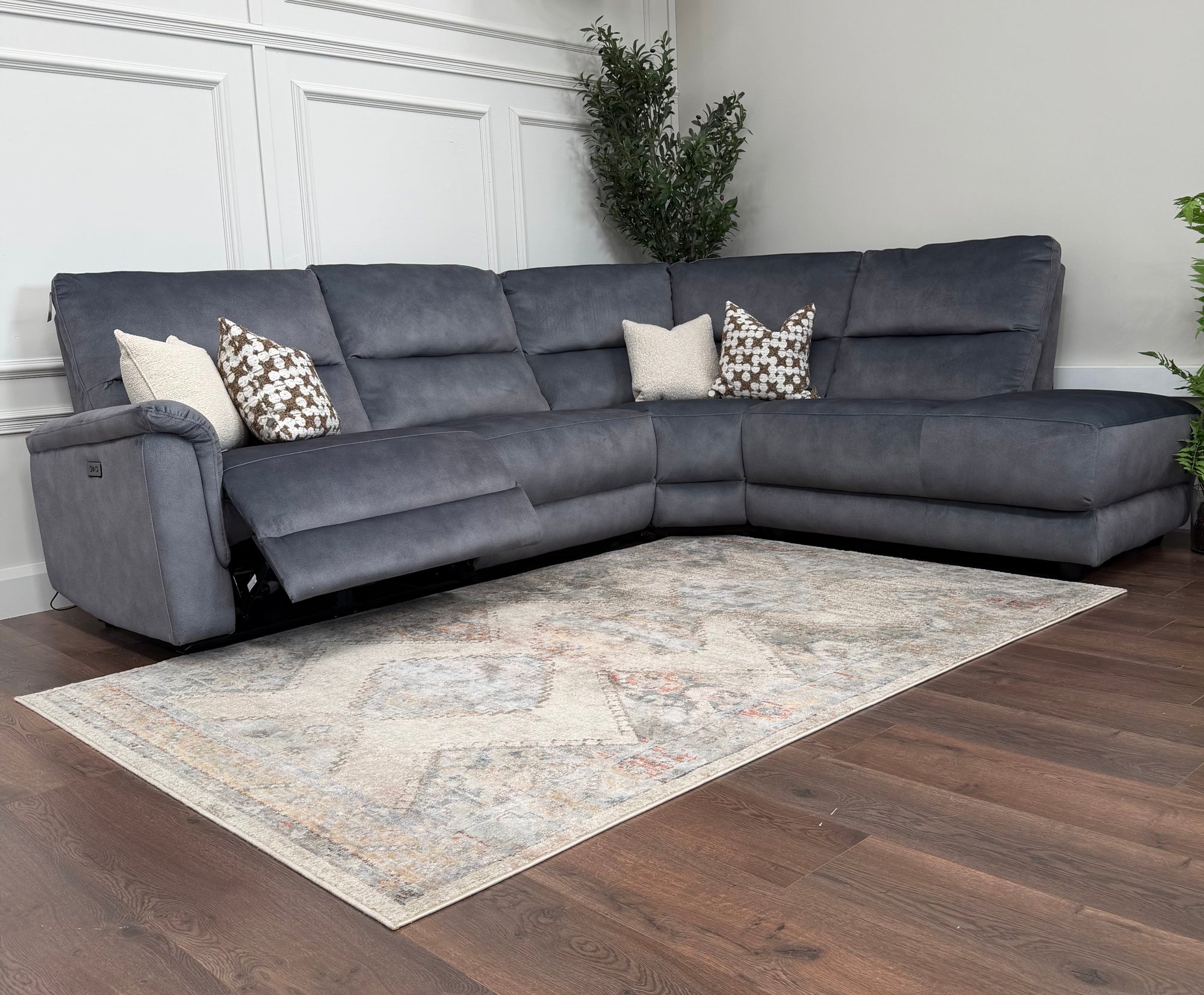Monaco Electric Recliner Corner Chaise –  RHF - Charcoal