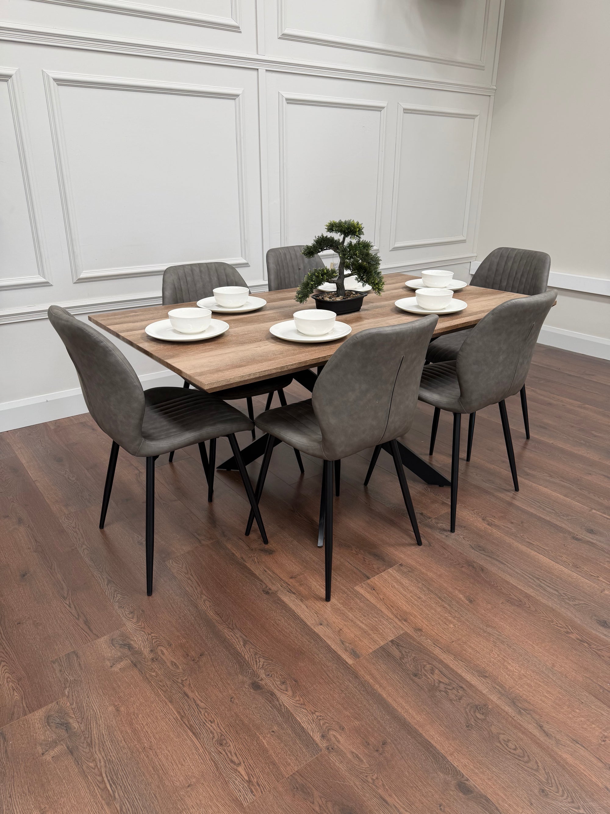 Epsom Rustic Oak 1.6m + 6 Lyra Chairs Grey PU