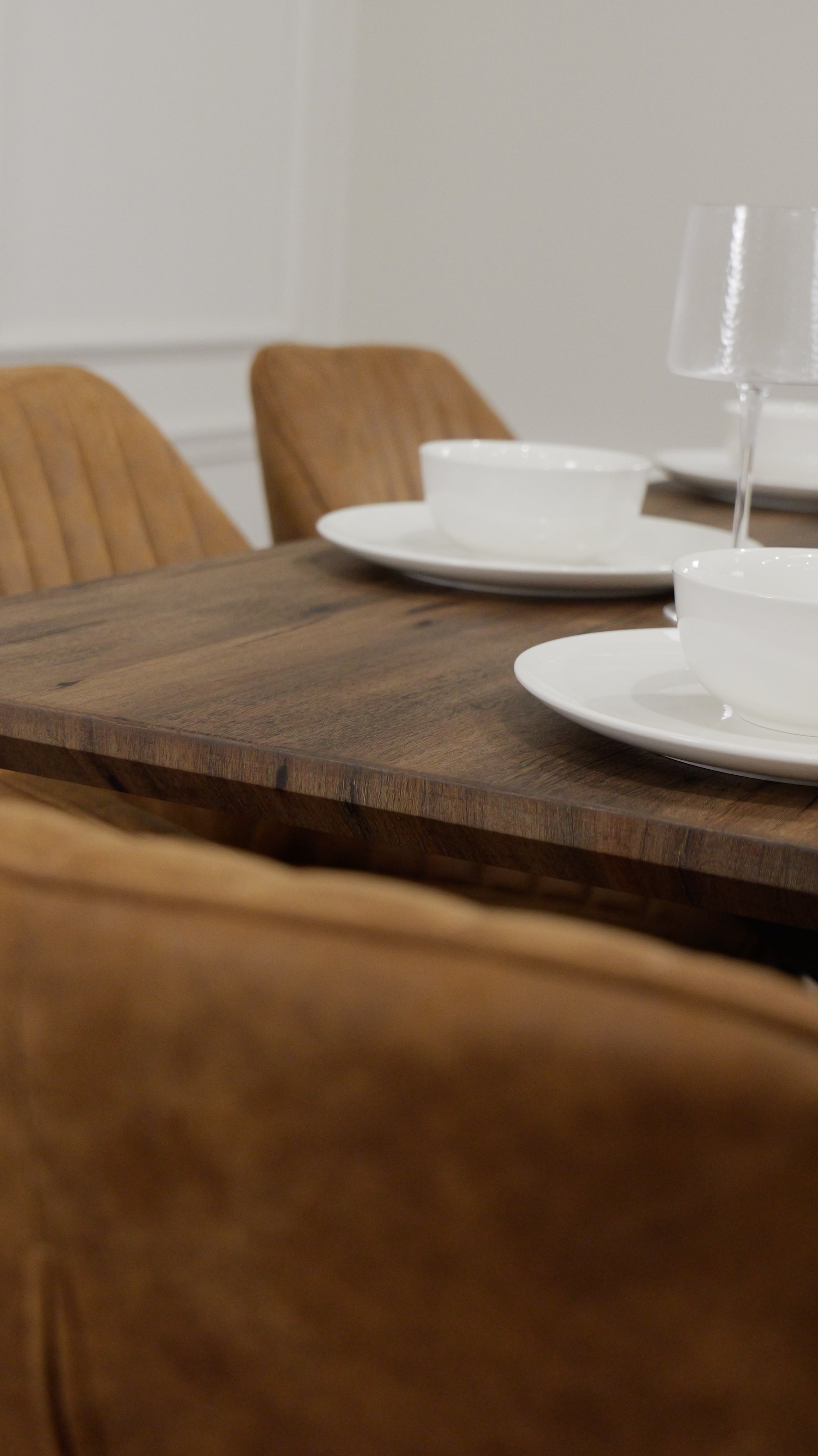 Epsom Dark Oak 1.6m + 6 EZ Chairs Tan Suede