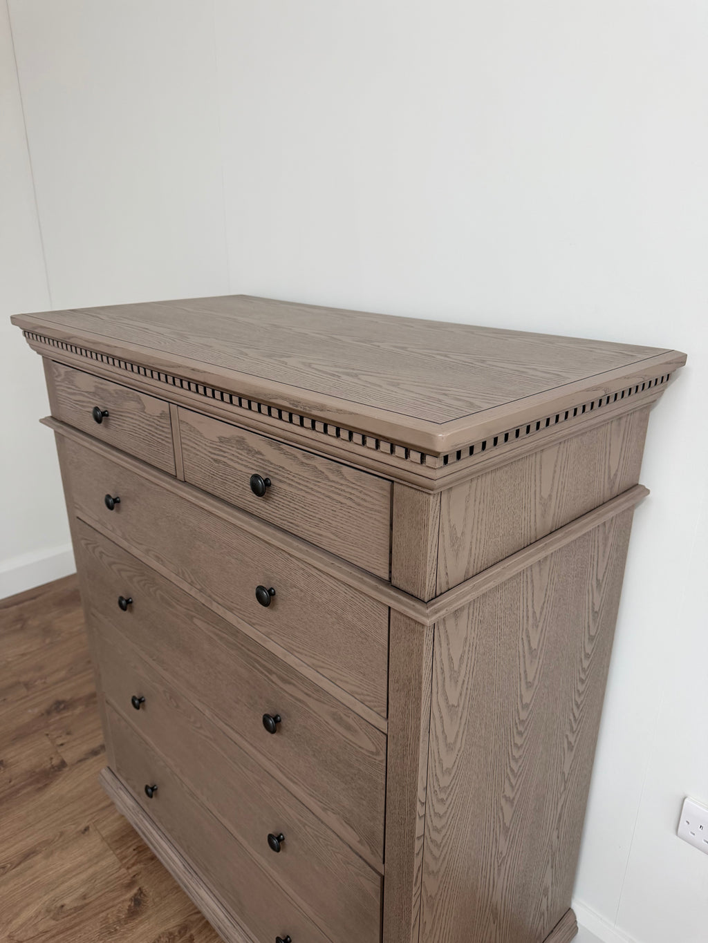 Knightsbridge Tall Chest - Ash Grey