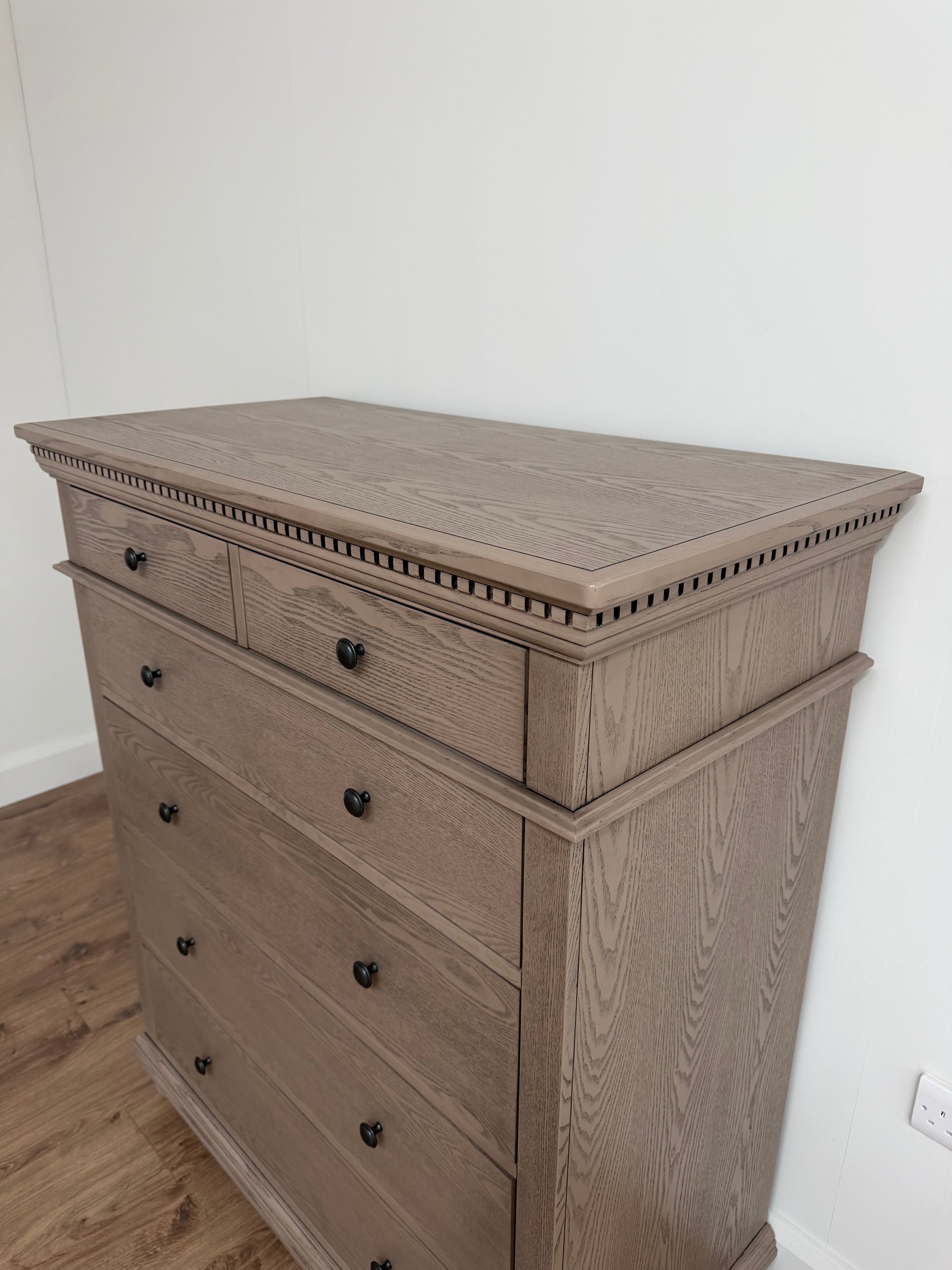 Knightsbridge Tall Chest - Ash Grey