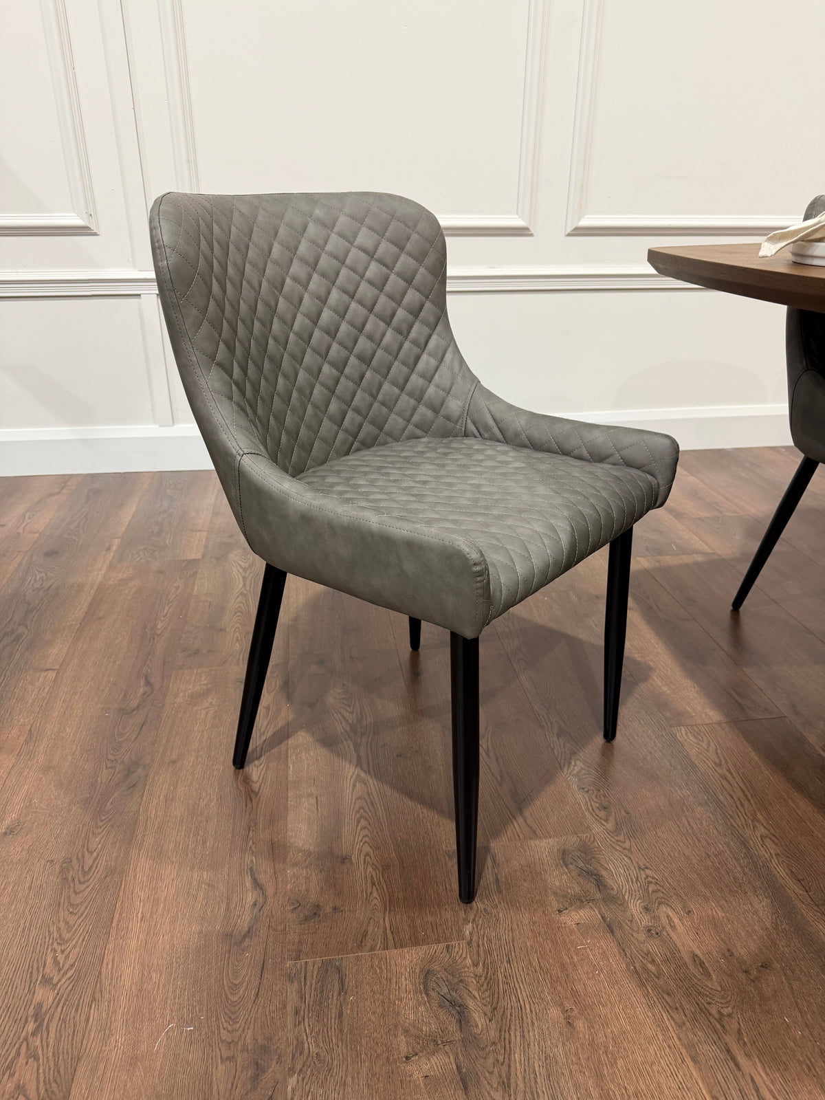 New York walnut extending dining table with 6 Diamond grey PU chairs - photo 6