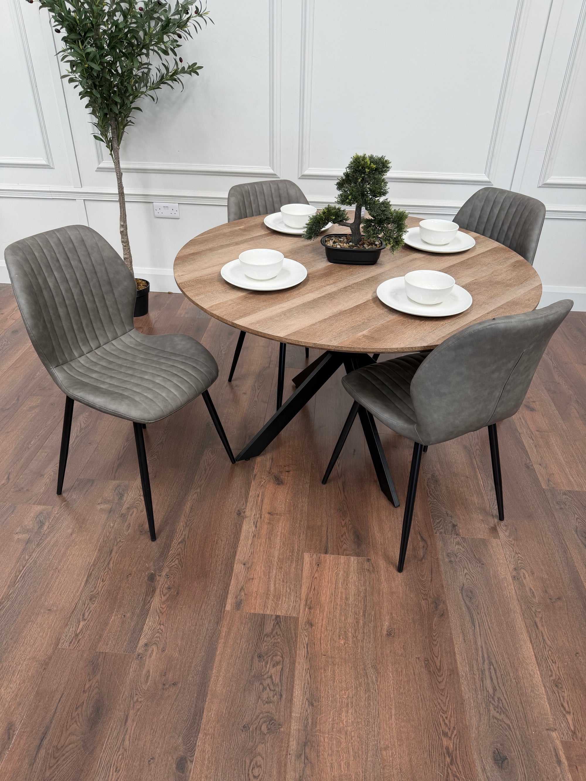 Epsom Rustic Oak 1.2m + 4 Lyra Grey PU