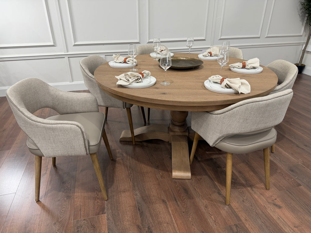 Westbury 1.55m round oak dining table with 6 Pisa taupe chairs - photo 4
