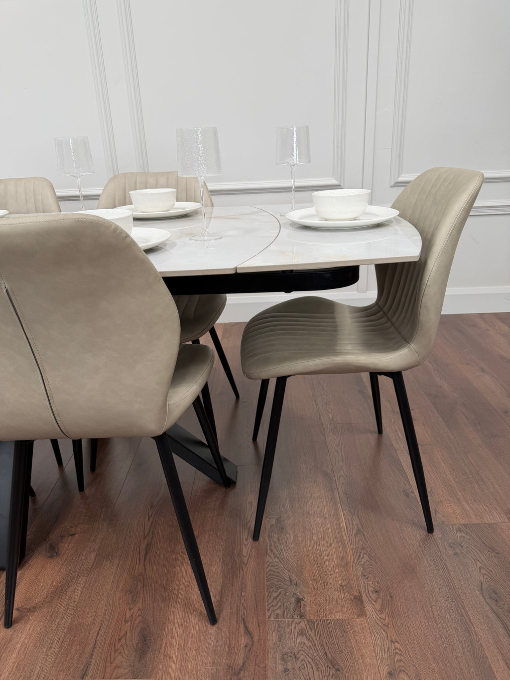 Positano Extending Sintered Stone Dining Table 140-200cm + 6 Lyra Taupe Chairs
