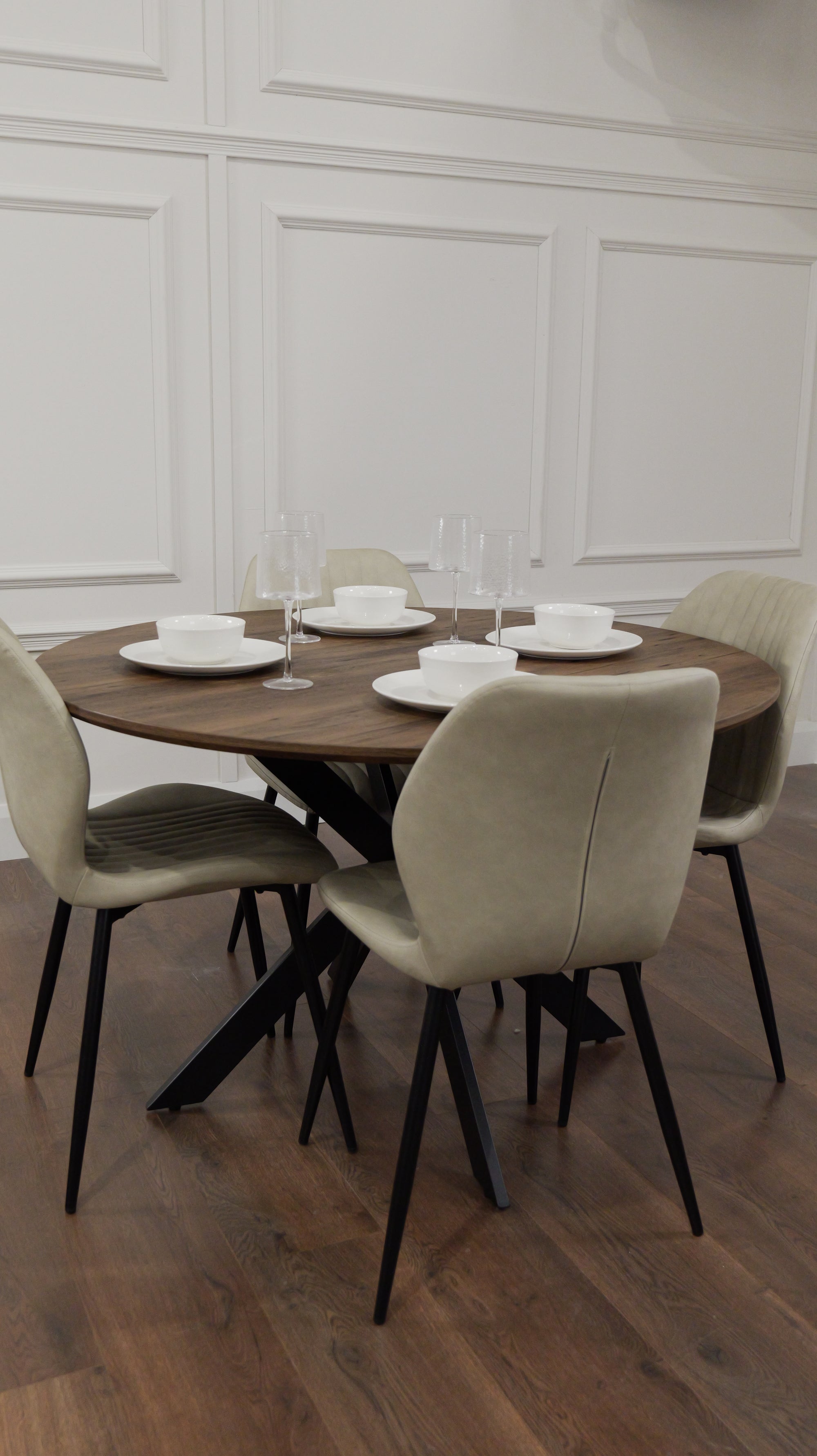 Epsom Dark Oak 1.2m + 4 Lyra Taupe PU