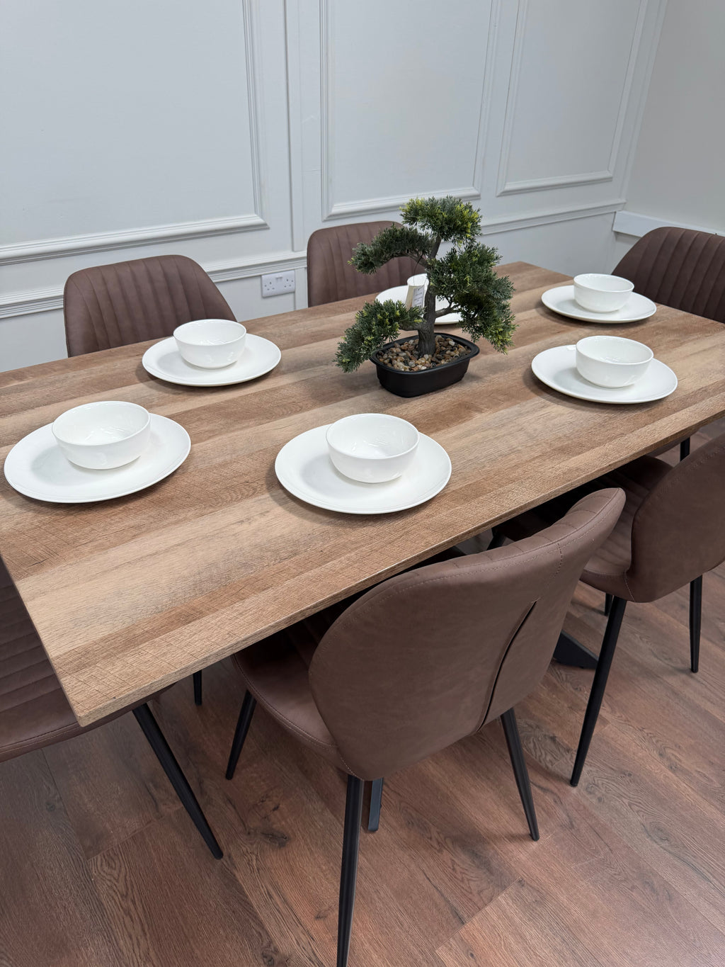 Epsom Rustic Oak  1.6m + 6 Lyra Chairs Brown  PU