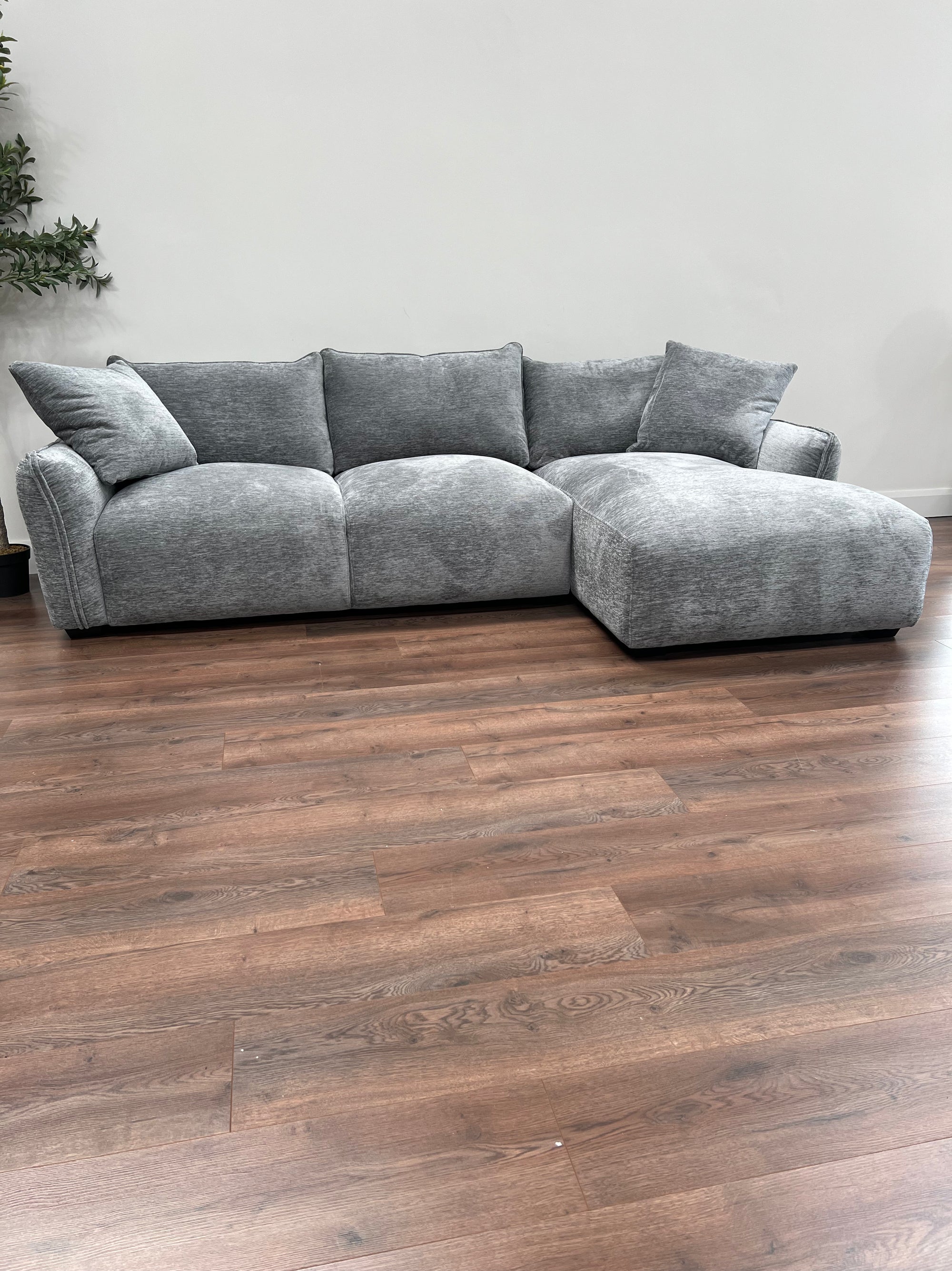 Lenny Corner Chaise - RHF - Steel Grey