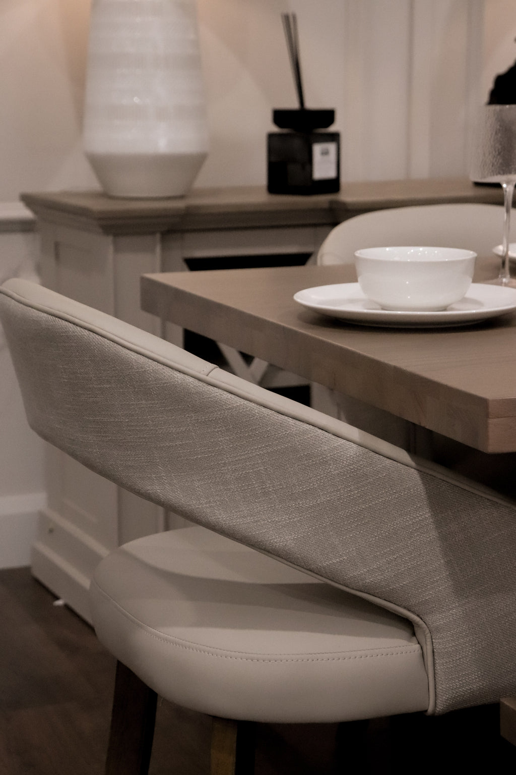 Parnell 2m Starburst + 6 Willow Chairs