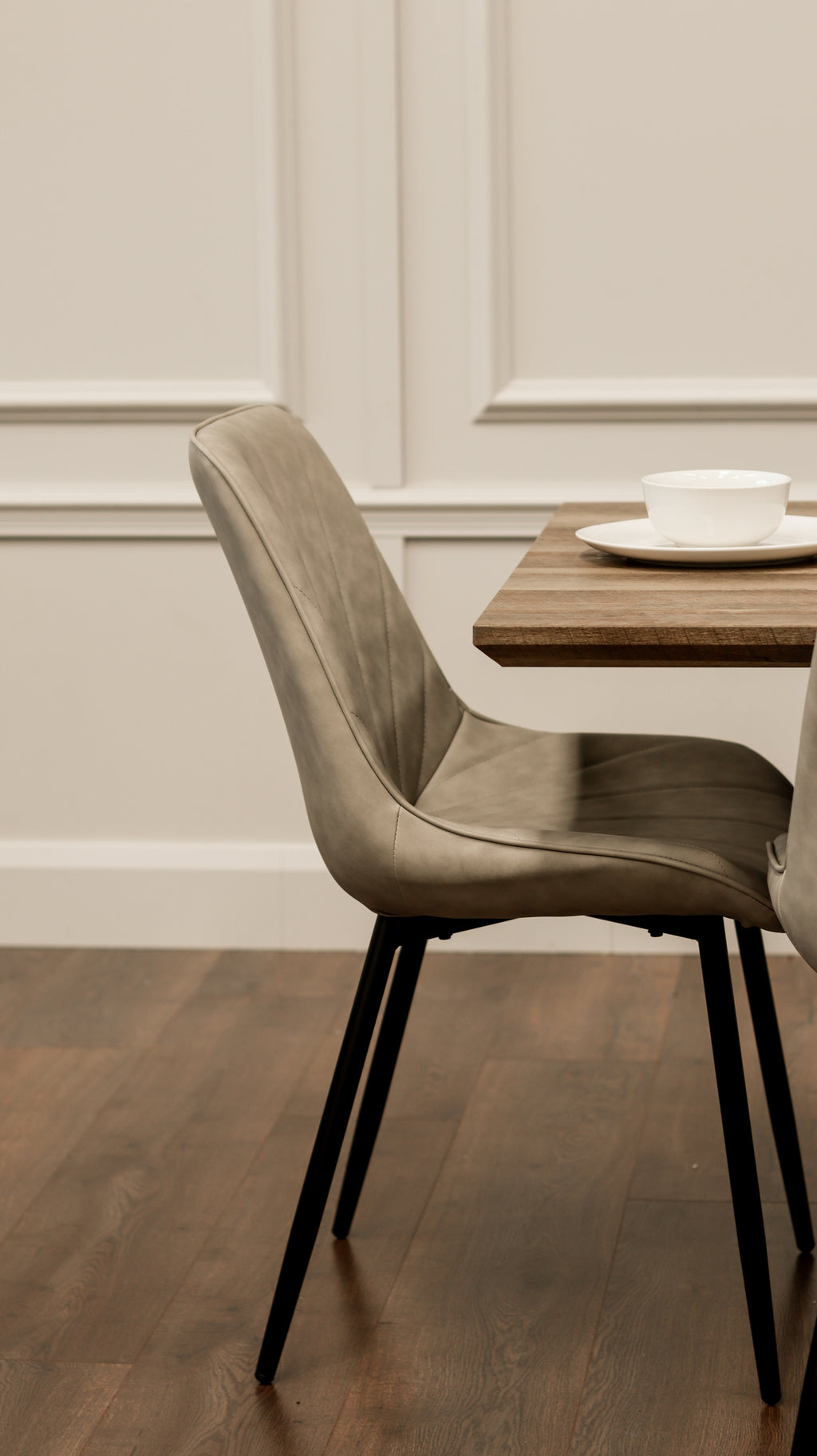 Epsom Rustic Oak 1.6m + 6 Tilly Chairs Taupe PU