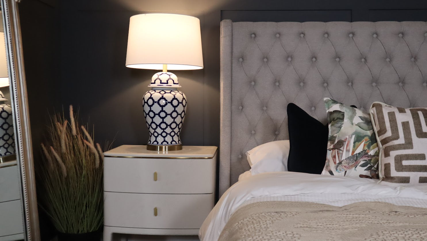 Vienna Kingsize Bed frame