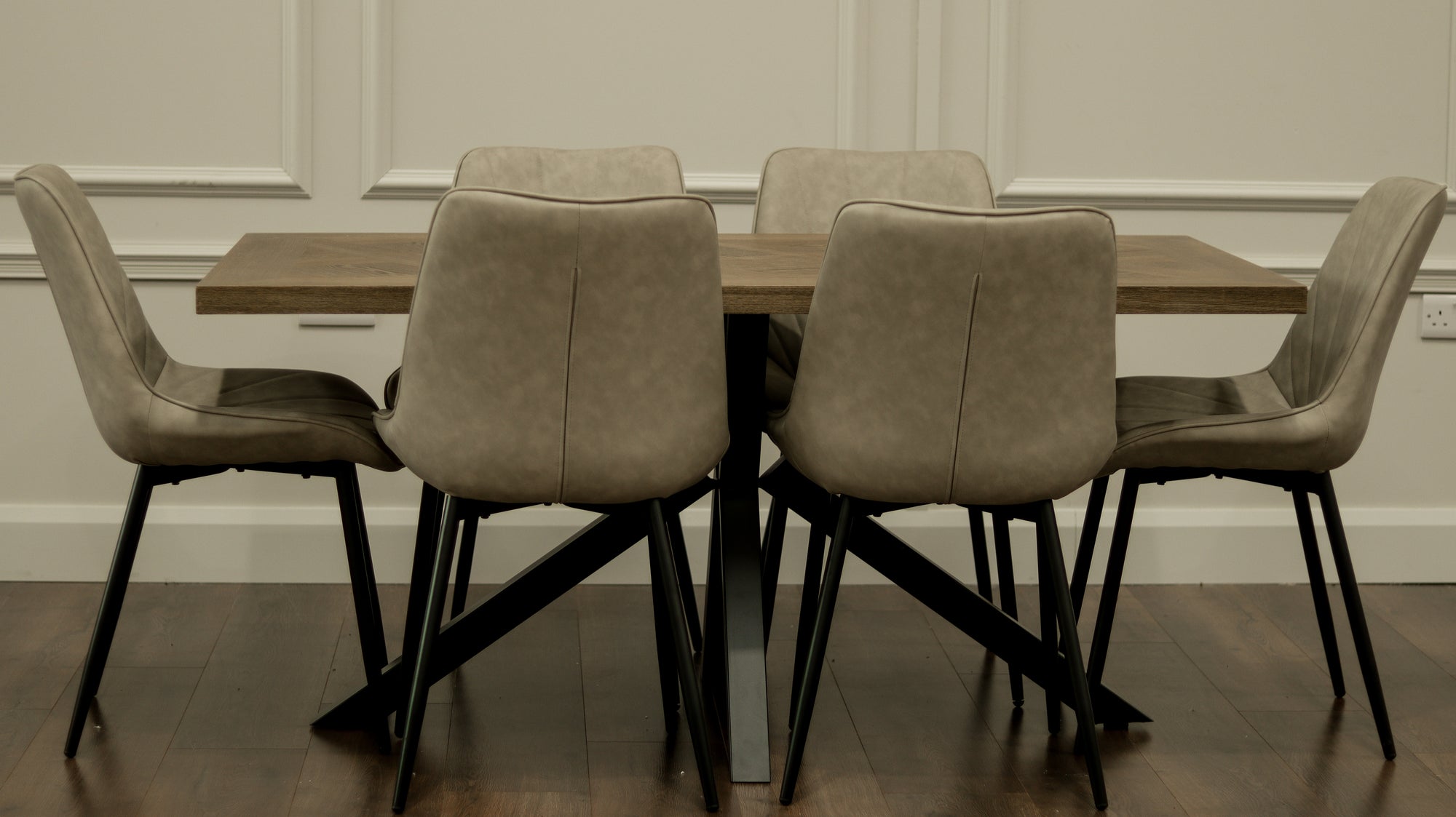 Hugo 1.6m Medium Oak Veneer+ 6 Tilly Taupe PU Chairs