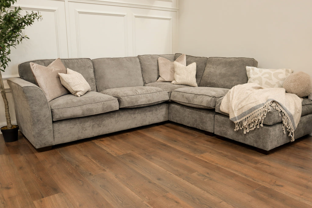 RHF Dylan Corner + Stool