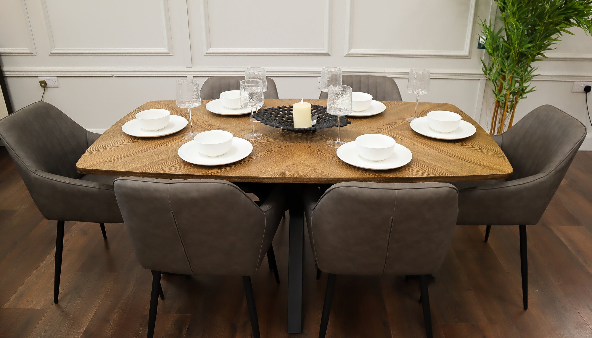 Hampton 1.6m + 6 EZ Grey Chairs
