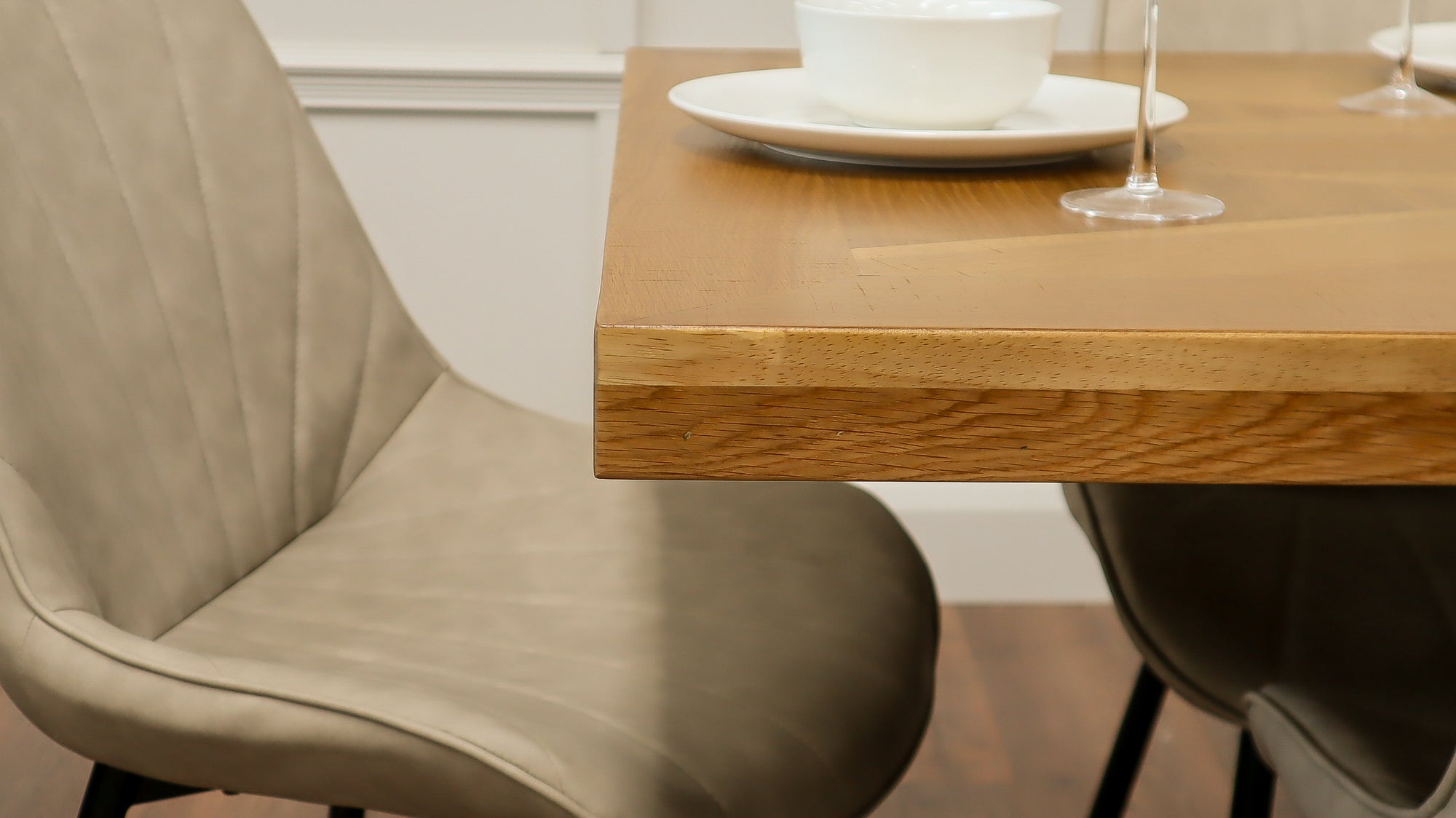 Windsor - 1.9m Table + 6 Tilly Taupe PU