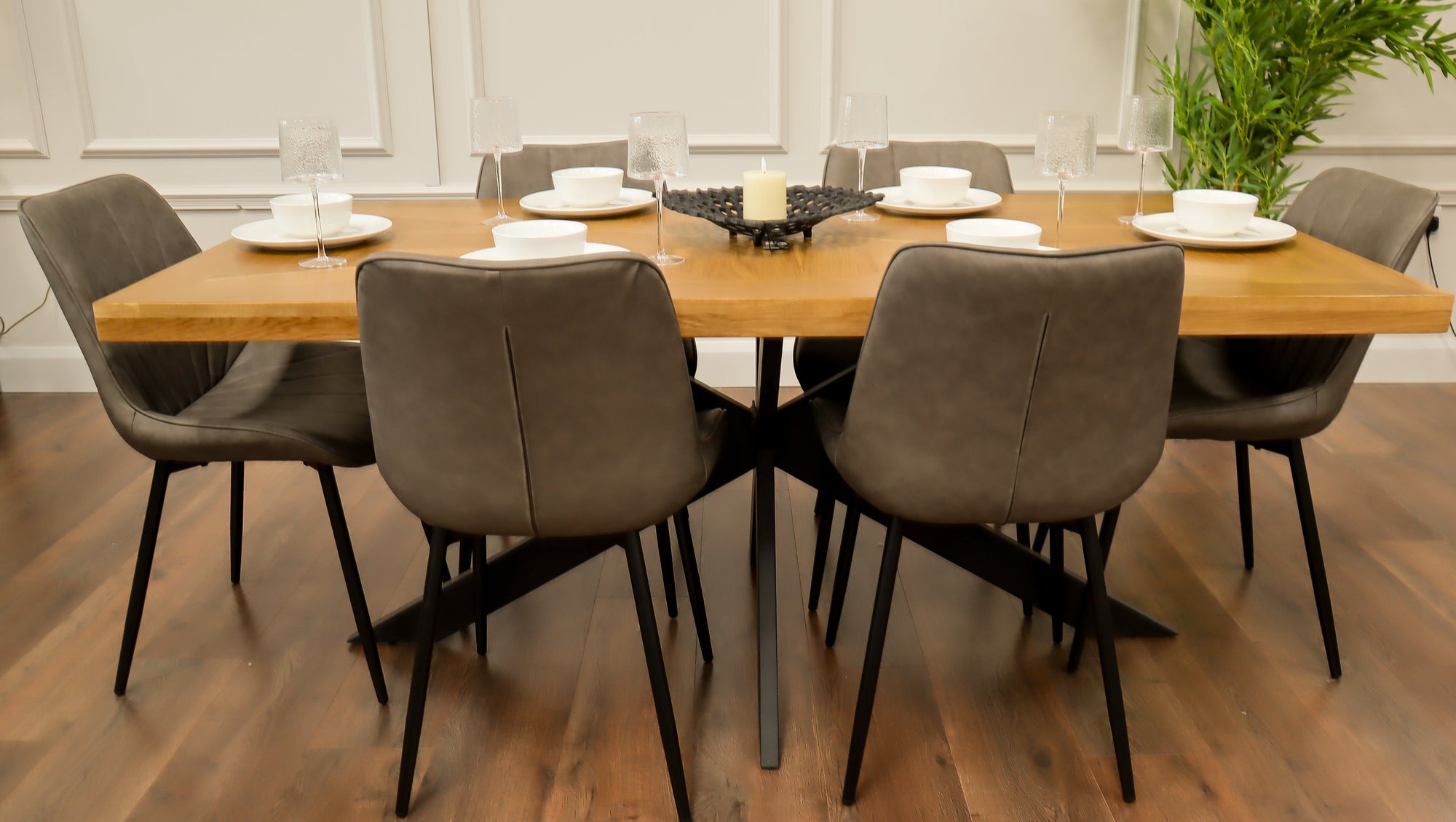 Windsor - 1.9m Table + 6 Tilly Smoke Grey PU