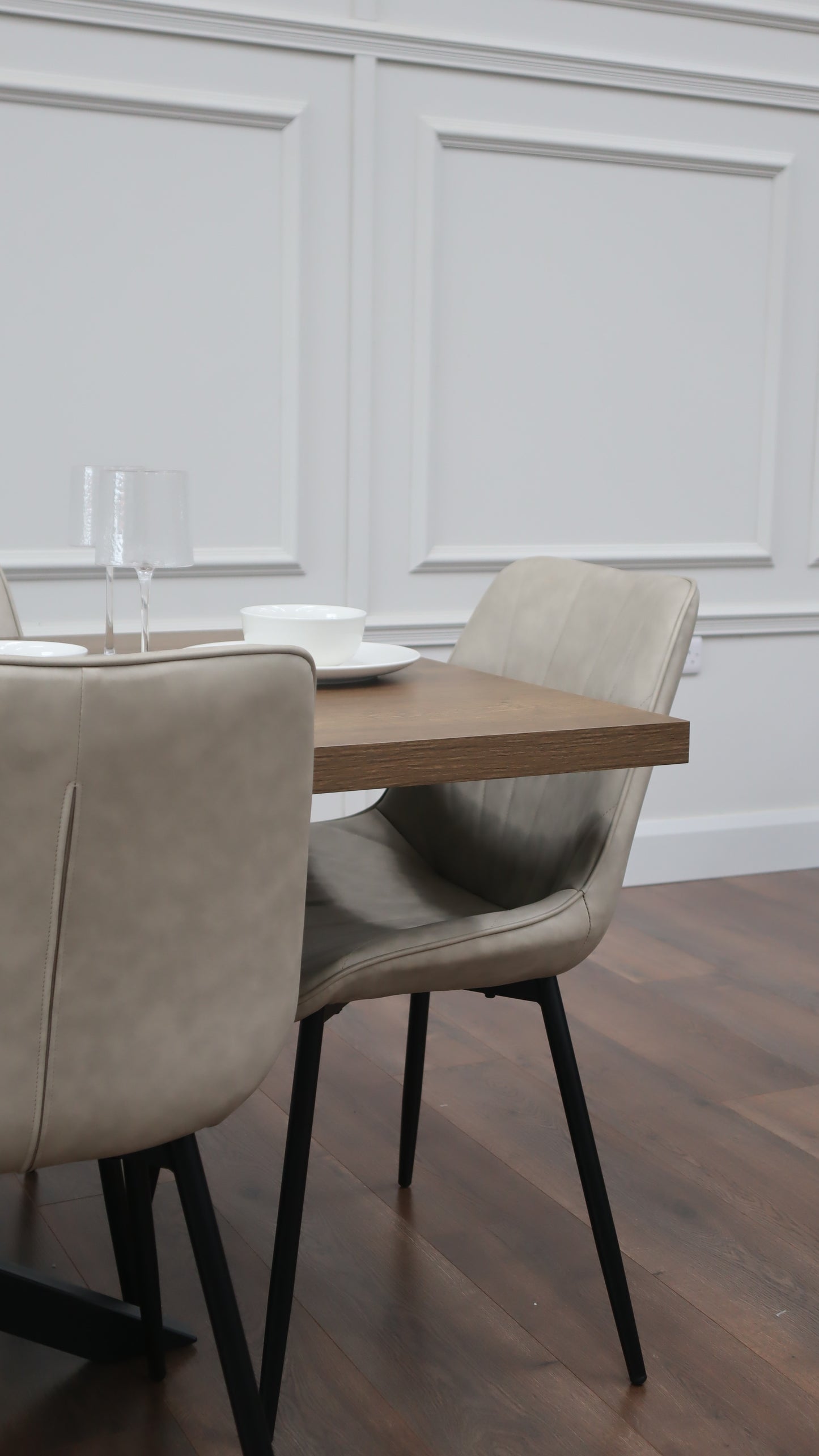 Pan Dark 1.6m/2m + 6 Tilly Taupe  PU