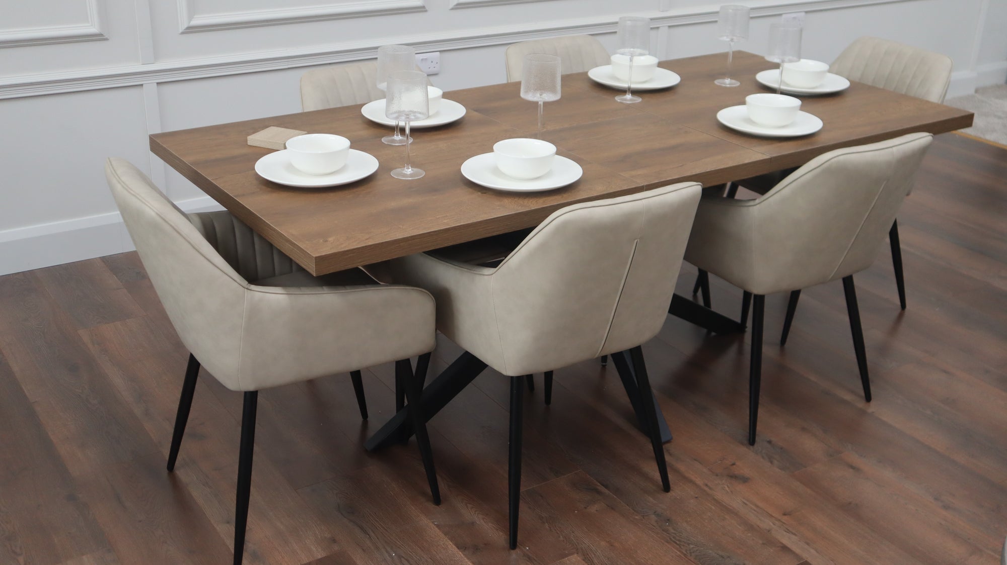 Pan Dark 1.6m/2m + 6 Taupe Grey  PU