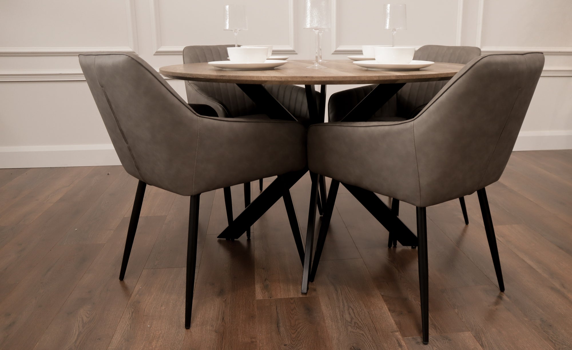 Epsom Rustic Oak 1.2m + 4 EZ Grey PU Chairs