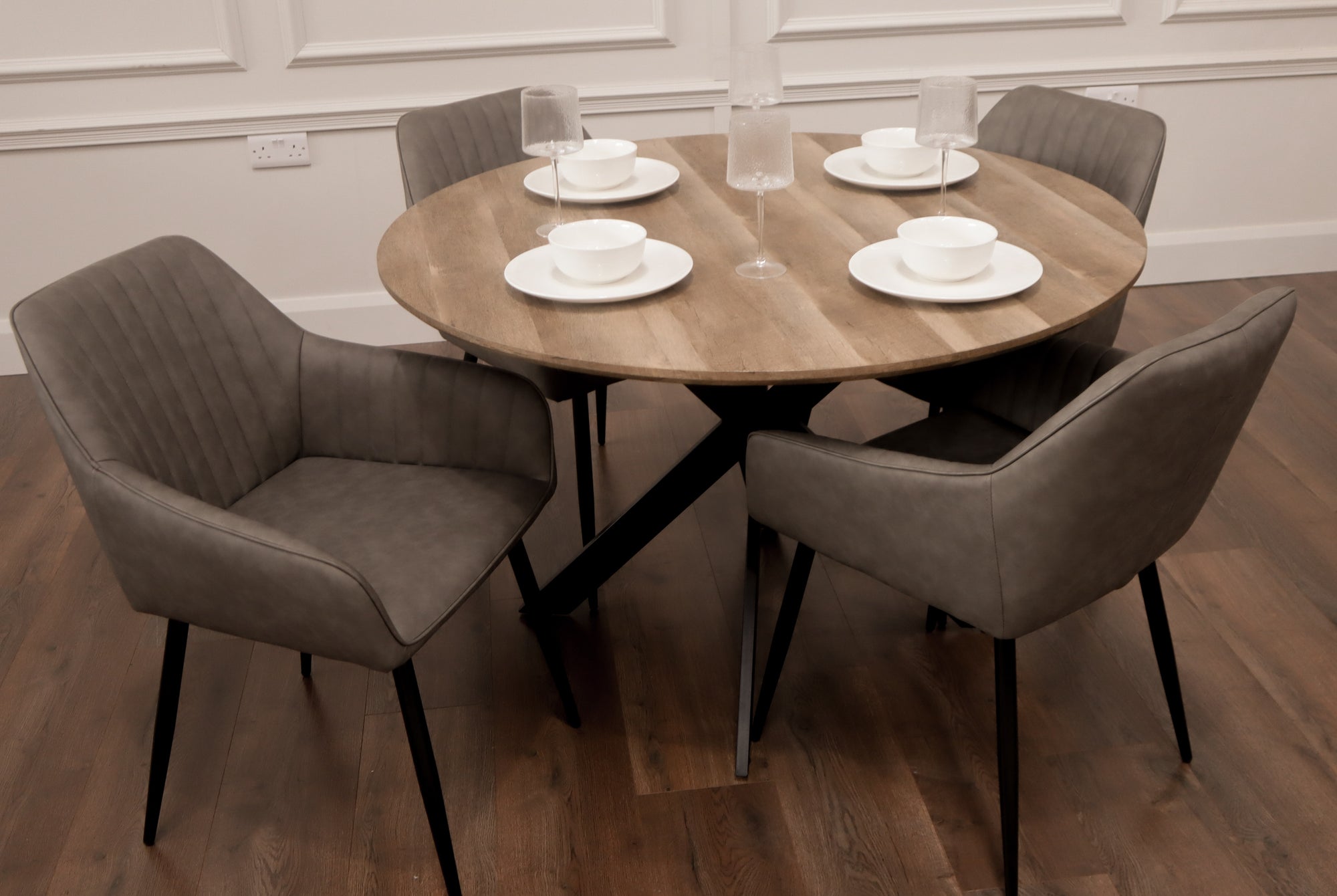 Epsom Rustic Oak 1.2m + 4 EZ Grey PU Chairs
