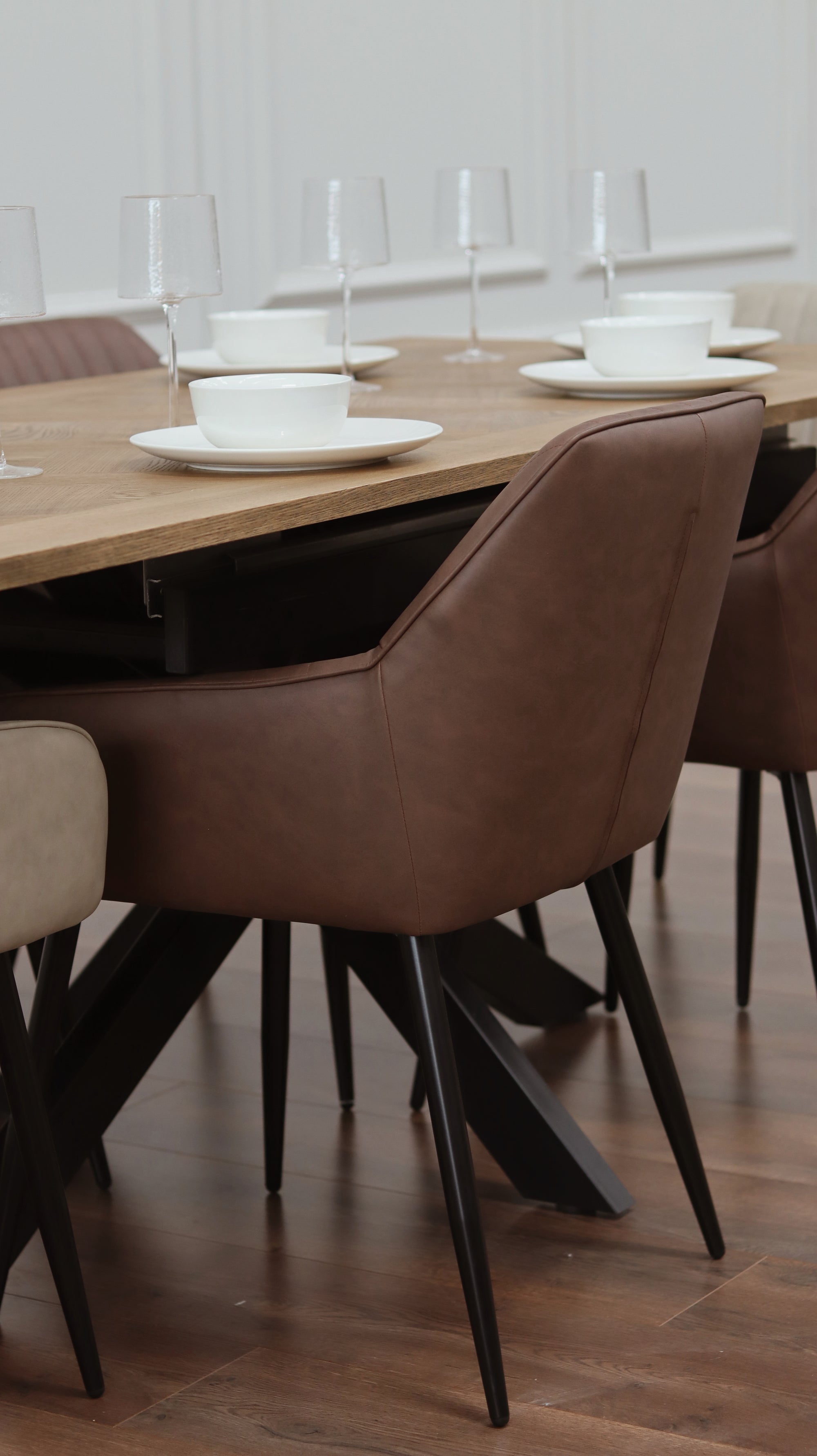 Peyton 1.6m/2m + 6 EZ Brown PU Chairs