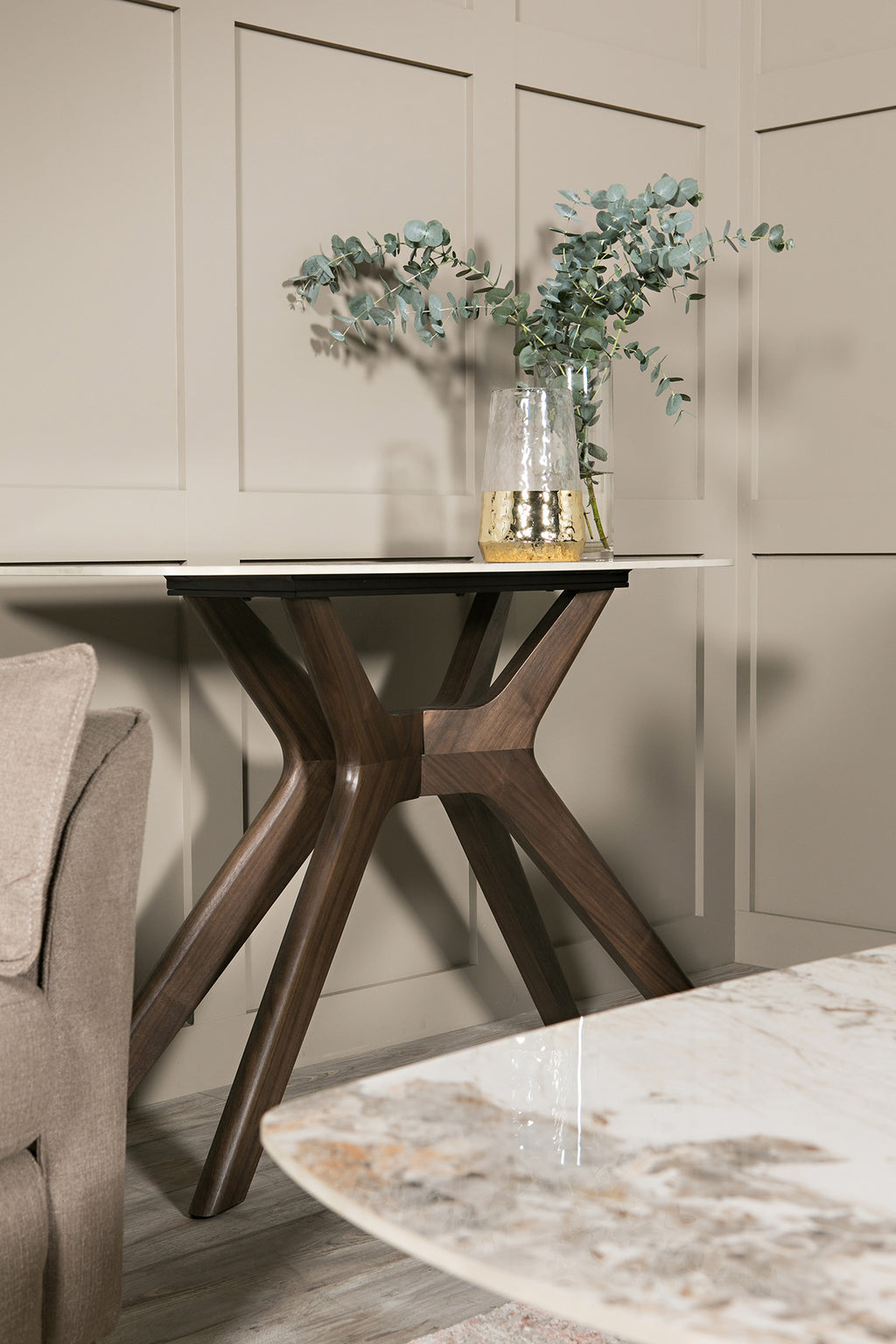 Arya Console Table