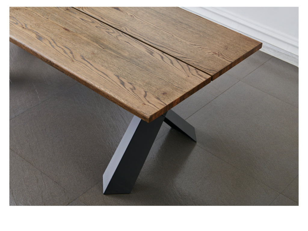 Linny Dining Table - Oak