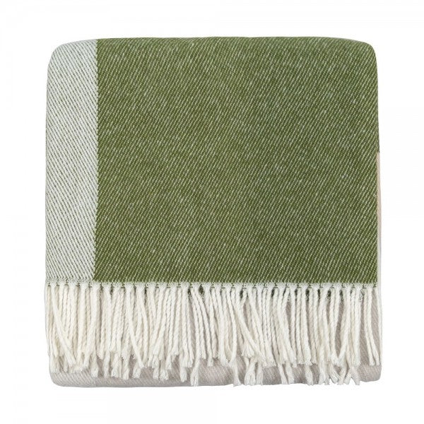 Scatter Box Riley Throw 127x178cm, Green