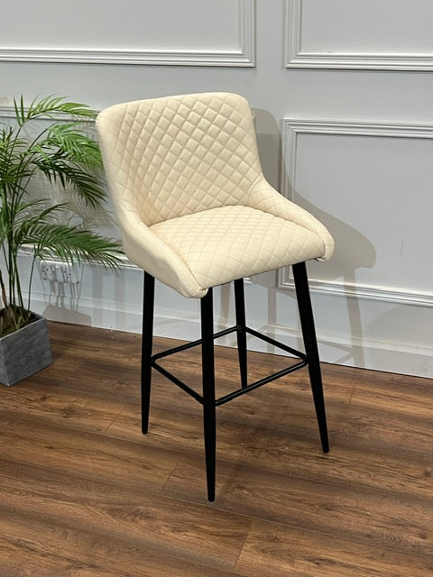 NEPTUNE BARSTOOL CREAM PU