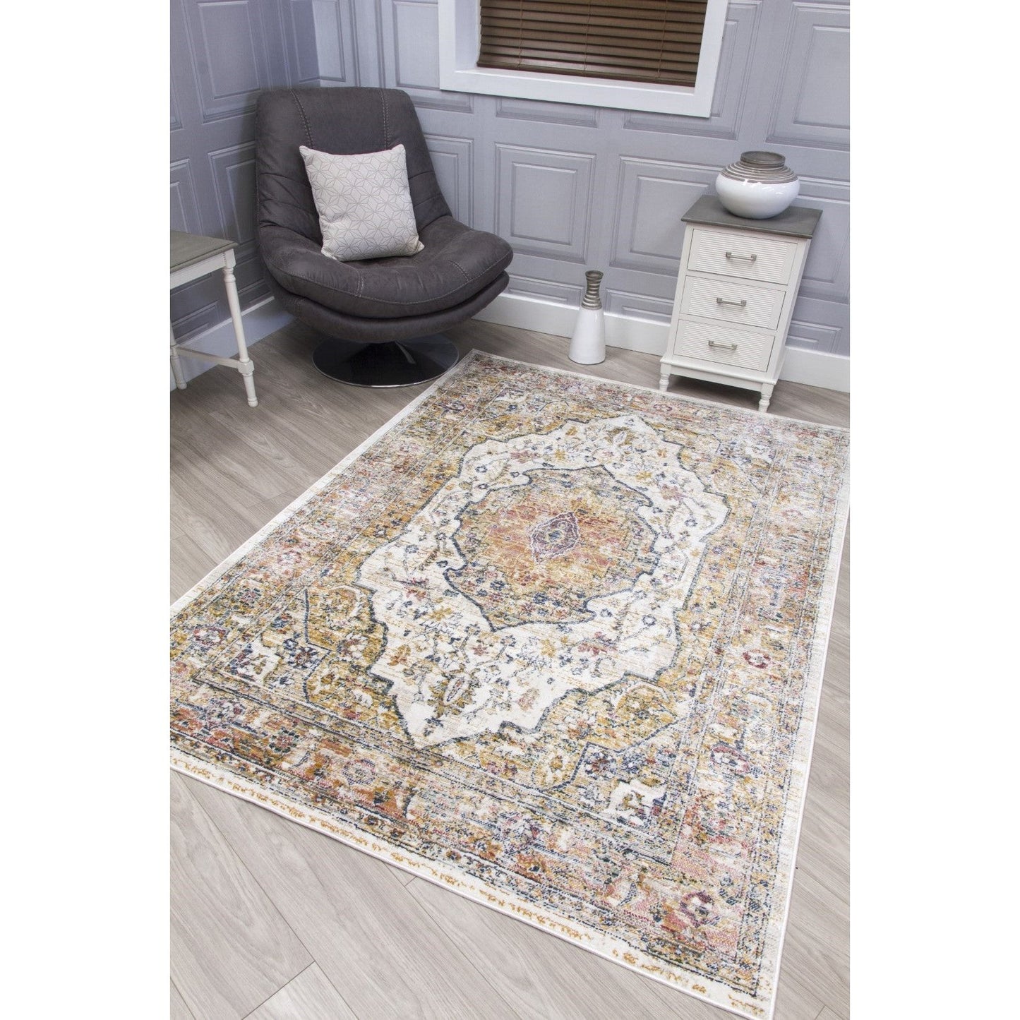 Natural Cream Distressed Rug - Boho Medallion