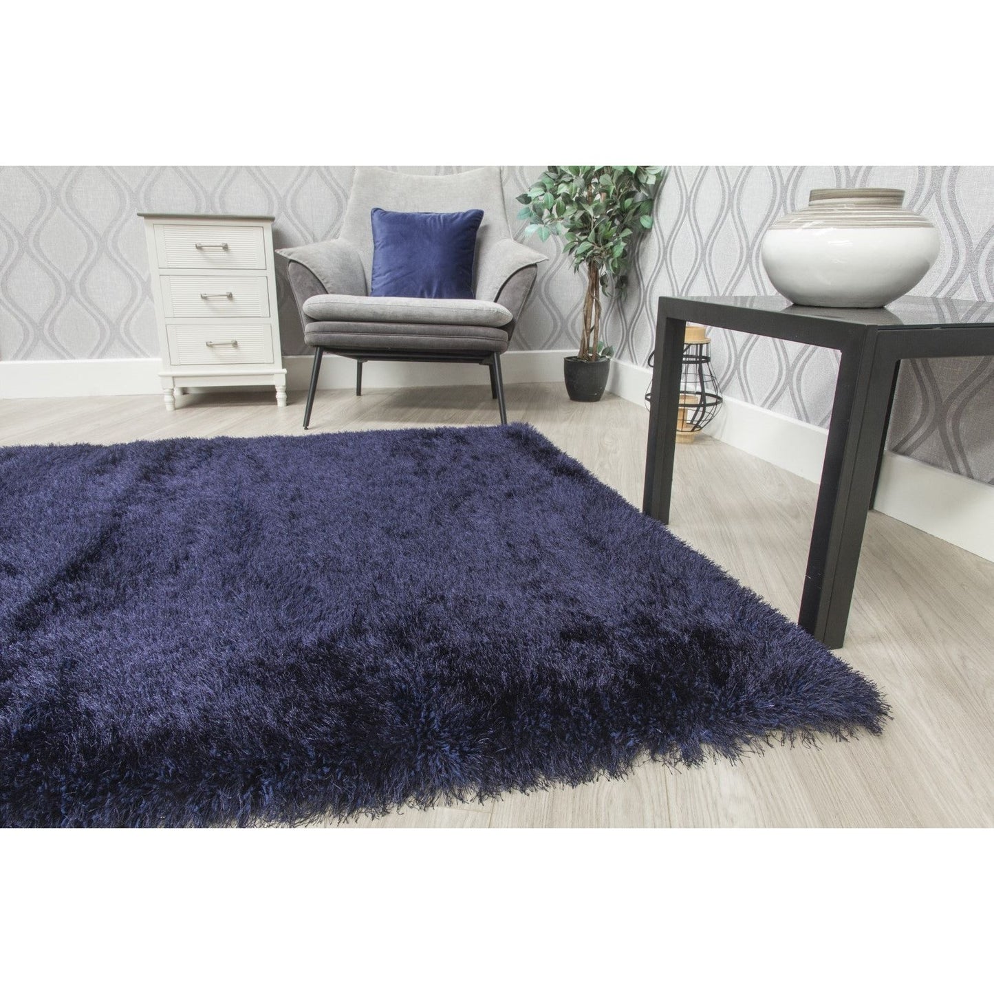 Navy Shaggy Rug - Bentley