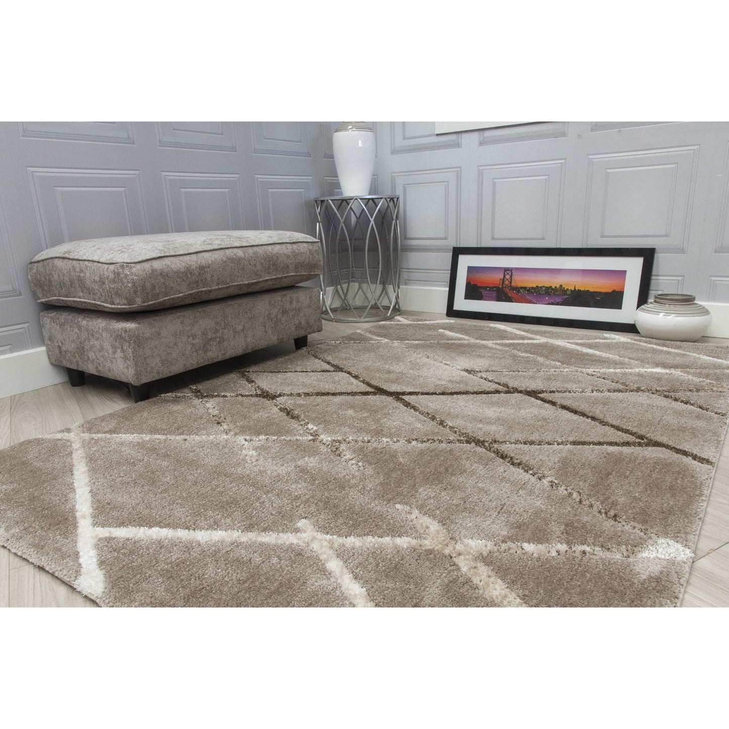 Taupe Modern Rug - Synergy Connex