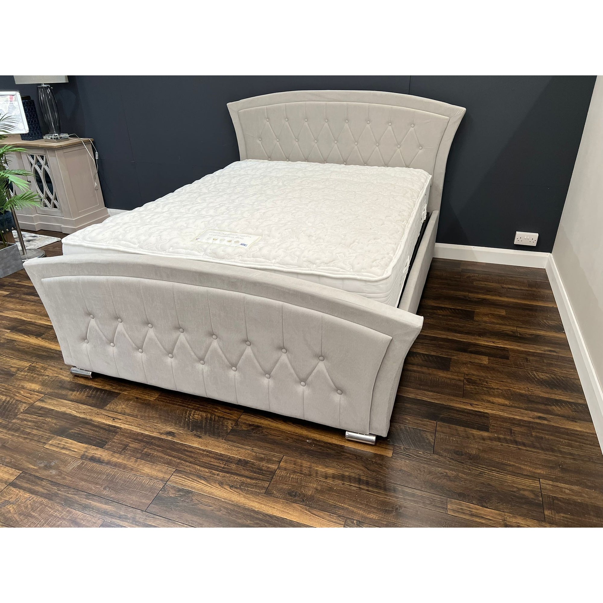 Lauren Gaslift Bed Light Grey