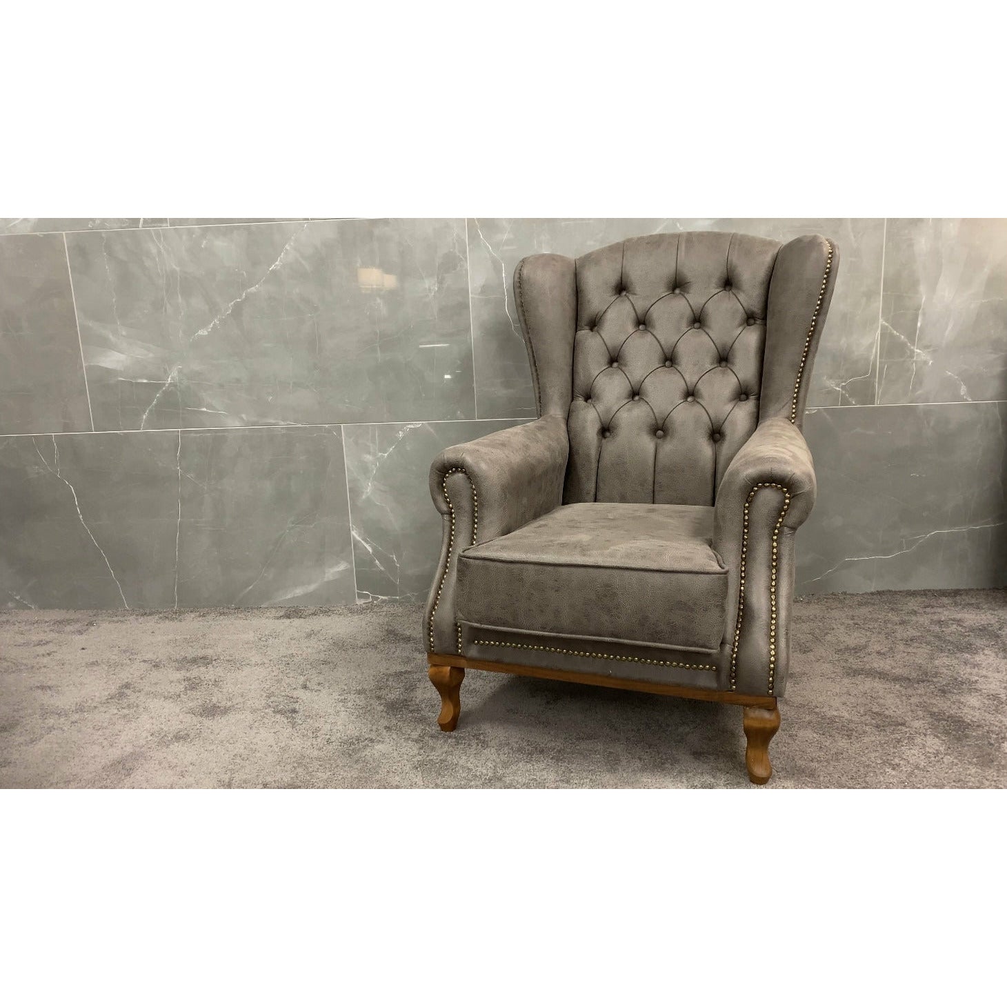Queen Anne - Suede Grey