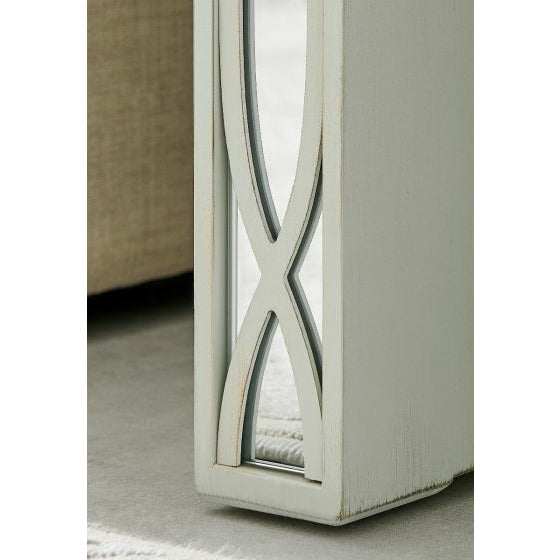 Maura Nest of Tables